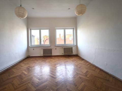 Pronájem bytu 2+1, Nový Jičín, Masarykovo nám., 64 m2