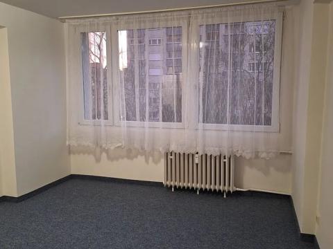 Pronájem bytu 1+kk, Praha - Vokovice, Evropská, 25 m2