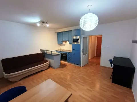 Pronájem bytu 2+kk, Praha - Troja, Hnězdenská, 43 m2