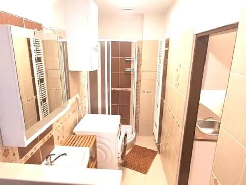 Pronájem bytu 2+kk, Praha - Prosek, Vysočanská, 44 m2