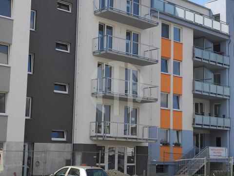 Pronájem bytu 4+kk, České Budějovice - České Budějovice 2, Plukovníka Malého, 96 m2