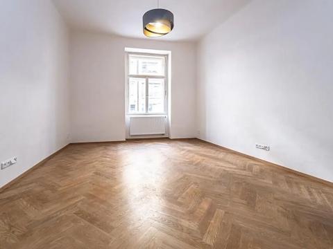 Pronájem bytu 2+kk, Praha - Nové Město, Lípová, 41 m2