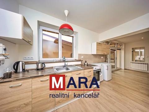 Pronájem bytu 2+kk, Mankovice, 42 m2