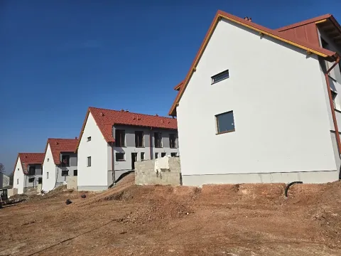 Prodej rodinného domu, Mořina, 106 m2