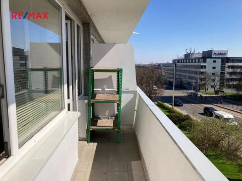 Pronájem bytu 2+kk, Praha - Dejvice, Evropská, 40 m2