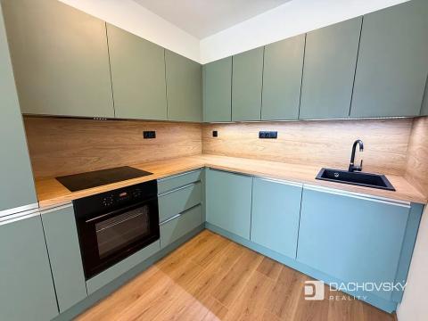 Pronájem bytu 2+kk, Chrudim, V Hliníkách, 56 m2
