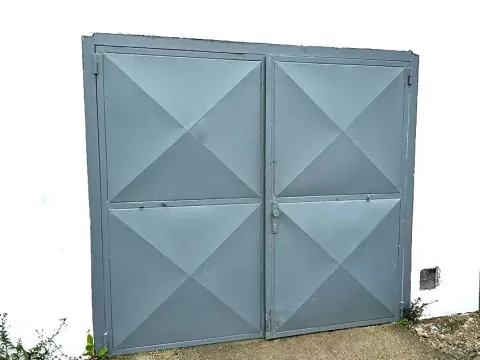 Pronájem garáže, Kadaň, 24 m2
