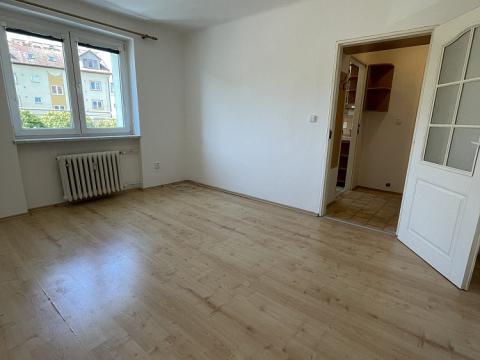 Pronájem bytu 2+1, Stochov, J. A. Komenského, 43 m2