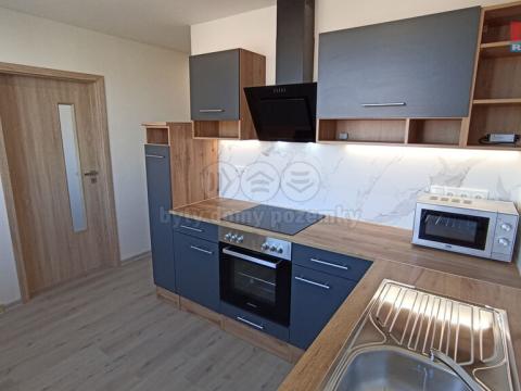 Pronájem bytu 3+1, Žatec, Šafaříkova, 66 m2