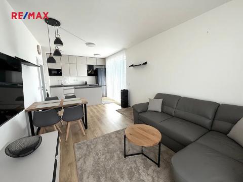Pronájem bytu 2+kk, Praha - Ďáblice, Oldřichovská, 59 m2