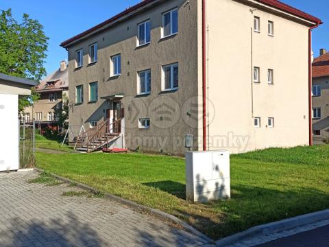 Prodej bytu 3+1, Lužice, 75 m2