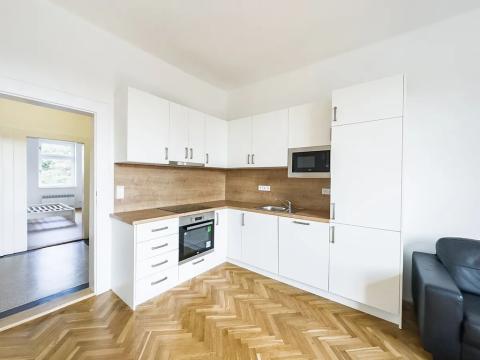 Pronájem bytu 2+kk, Praha - Strašnice, Na Třebešíně, 60 m2