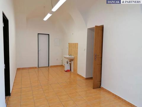 Pronájem obchodního prostoru, Frýdek-Místek, 46 m2