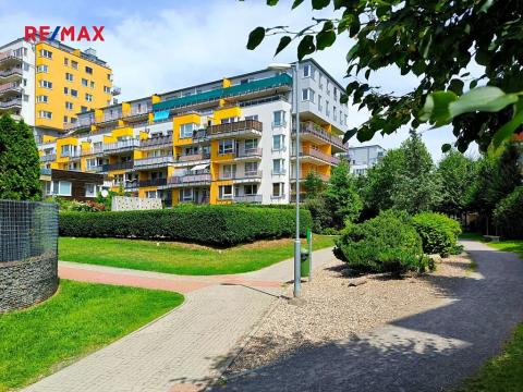 Prodej bytu 2+kk, Praha - Vysočany, Pod Harfou, 53 m2