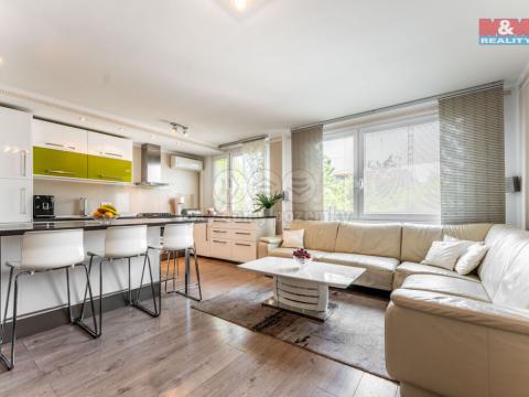 Prodej bytu 3+kk, Praha - Prosek, Prosecká, 68 m2