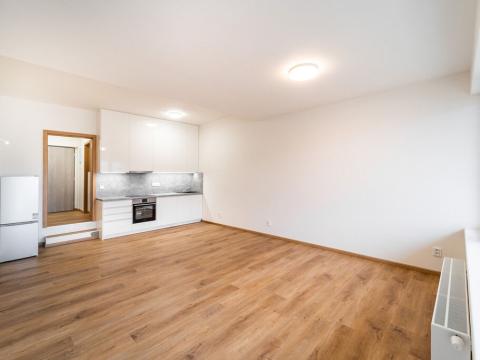 Pronájem bytu 1+kk, Kuřim, Hybešova, 35 m2