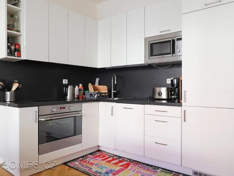 Pronájem bytu 2+1, Praha - Vinohrady, Sobotecká, 64 m2