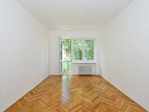 Prodej bytu 3+1, Břeclav, Fintajslova, 63 m2
