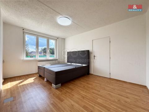 Prodej bytu 1+1, Horní Slavkov, Školní, 36 m2