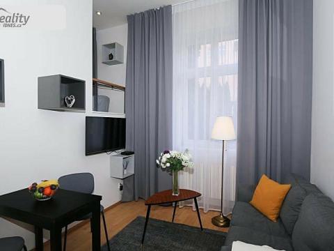 Pronájem bytu 2+kk, Praha - Vinohrady, Belgická, 34 m2