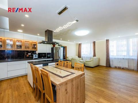 Prodej bytu 3+kk, Praha - Stodůlky, Běhounkova, 115 m2