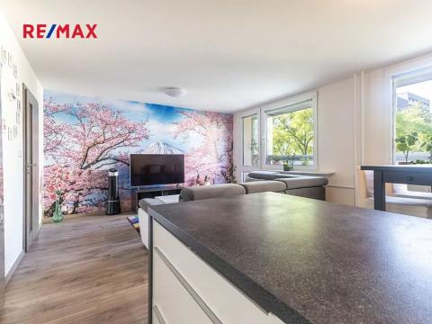 Pronájem bytu 3+kk, Praha - Michle, Bítovská, 74 m2