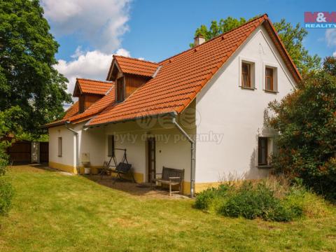 Prodej rodinného domu, Břežany, 175 m2