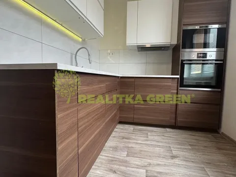 Prodej bytu 3+1, Nivnice, Sídliště, 90 m2