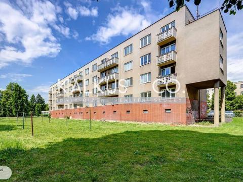 Pronájem bytu 2+1, Hradec Králové, Labská kotlina, 55 m2