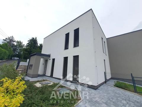 Pronájem bytu 4+kk, Stráž nad Nisou, Myslbekova, 90 m2