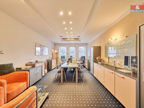 Pronájem obchodního prostoru, Trutnov - Poříčí, Polská, 327 m2