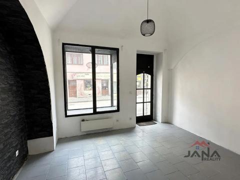 Pronájem obchodního prostoru, Turnov, Palackého, 22 m2