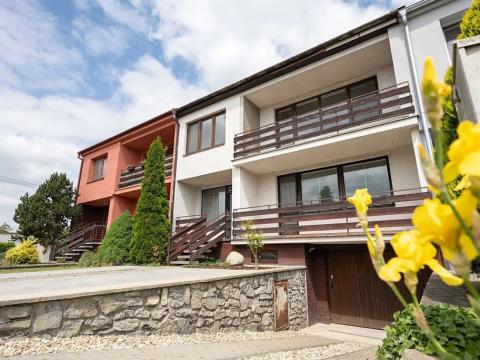 Prodej rodinného domu, Žabčice, 219 m2