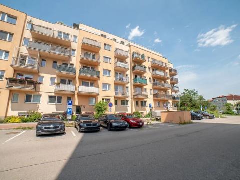 Prodej bytu 3+kk, Praha - Černý Most, Dobrovolného, 59 m2
