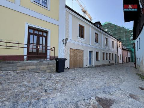 Pronájem bytu 1+kk, Jindřichův Hradec, Pod Hradem, 16 m2