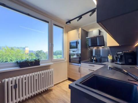 Prodej bytu 3+1, Chomutov, Kundratická, 68 m2