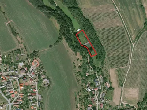 Prodej podílu komerčního pozemku, Velký Třebešov, 186 m2