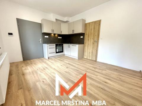 Pronájem bytu 2+1, Červený Kostelec, Rybničná, 65 m2