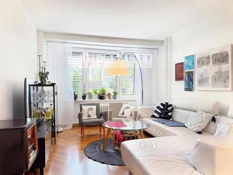 Prodej bytu 3+1, Rosice, Komenského náměstí, 82 m2