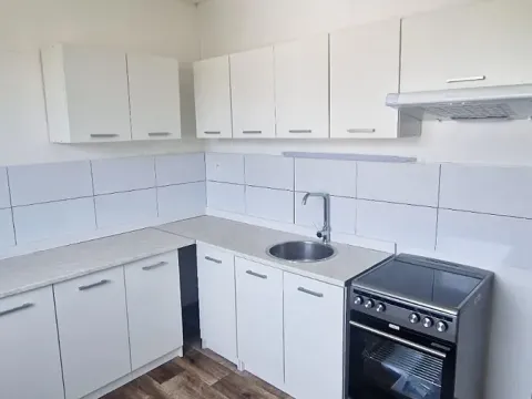 Pronájem bytu 3+1, Kadaň, Bystřická, 74 m2