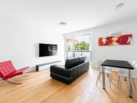 Pronájem bytu 2+kk, Praha - Smíchov, Podbělohorská, 55 m2