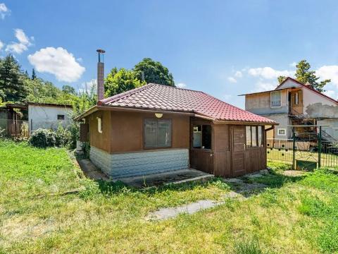 Prodej - jiné, Praha - Lipence, U Kazína, 39 m2