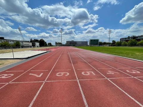 Pronájem bytu 2+kk, Praha - Břevnov, Šlikova, 50 m2