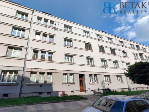 Pronájem bytu 2+1, Přerov, Jaselská, 95 m2