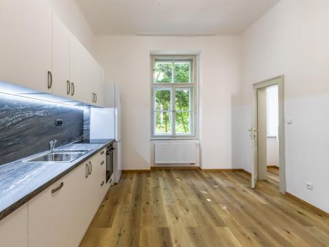 Pronájem bytu 3+kk, Praha - Vinohrady, Nitranská, 70 m2