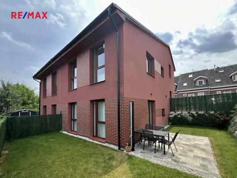 Pronájem rodinného domu, Nelahozeves, V Cihelnách, 124 m2