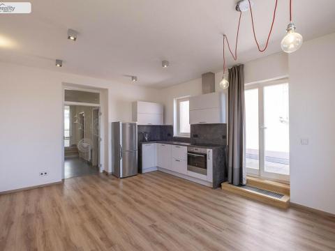 Pronájem bytu 2+kk, Praha - Bubeneč, Národní obrany, 80 m2
