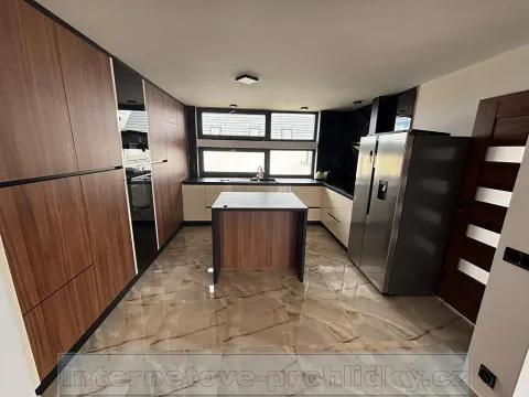Pronájem bytu 4+kk, Vysoký Újezd, V Hlinkách, 113 m2