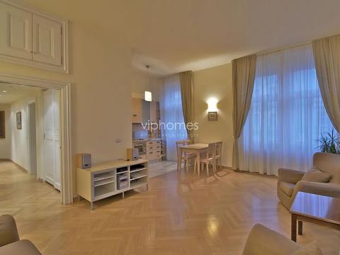 Pronájem bytu 2+kk, Praha - Malá Strana, Újezd, 73 m2