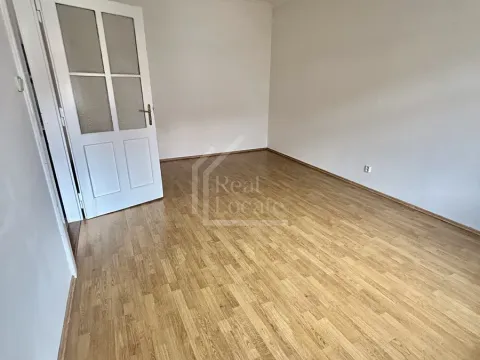 Pronájem bytu 2+kk, Praha - Vysočany, Špitálská, 57 m2